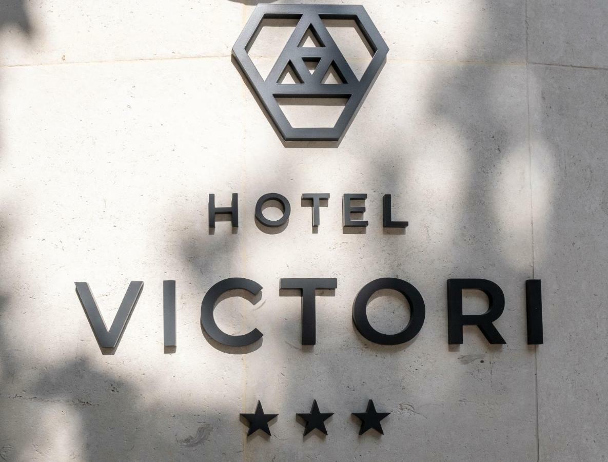 Hotel Victori 埃斯卡斯特利 外观 照片